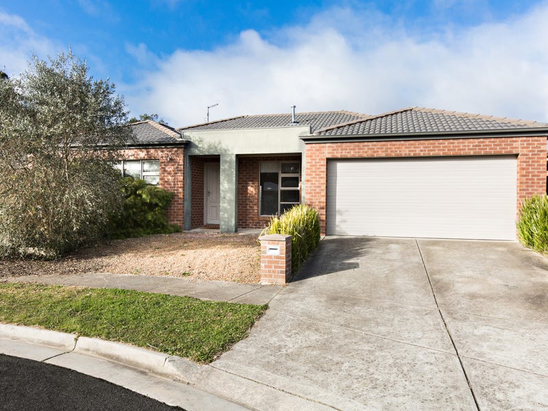 11 Creek View Close, Mount Clear, VIC 3350