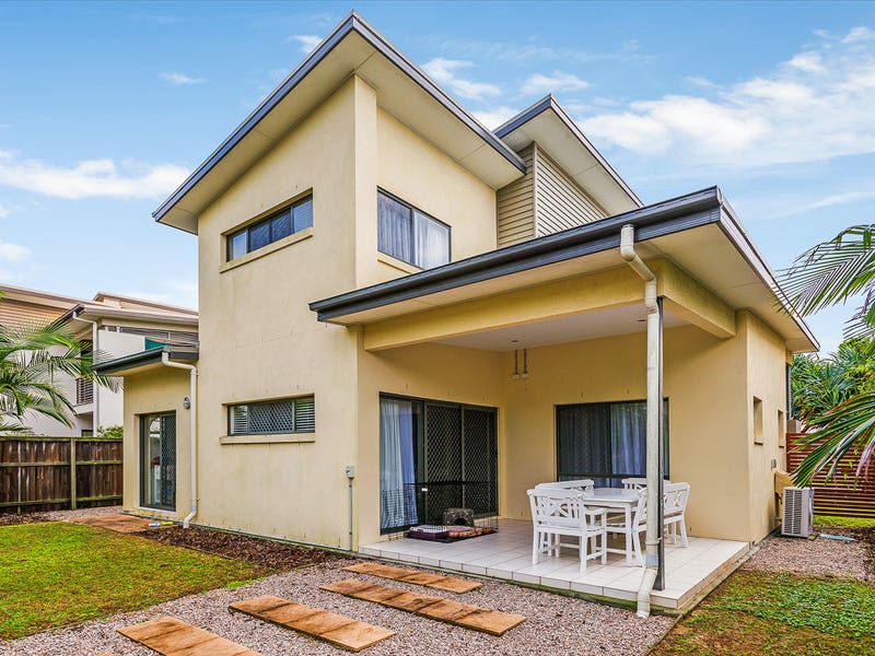 8 Cova Boulevard, Hope Island, QLD 4212