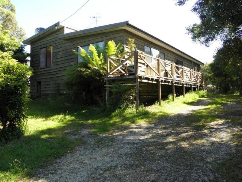 24 Kenelm Avenue, Sisters Beach, TAS 7321