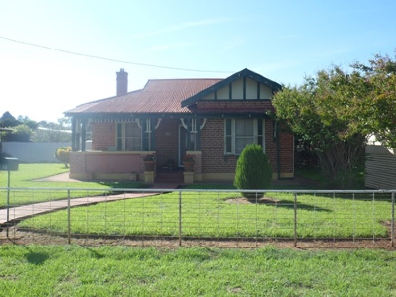 88 Ryall Street, Canowindra, NSW 2804