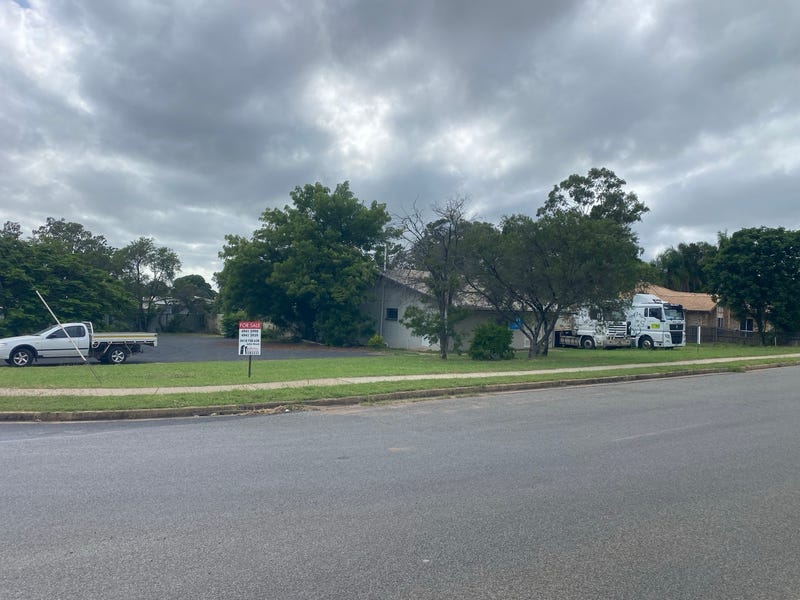 2 Acacia street, Moranbah, Qld 4744 Warehouse for Sale realestate