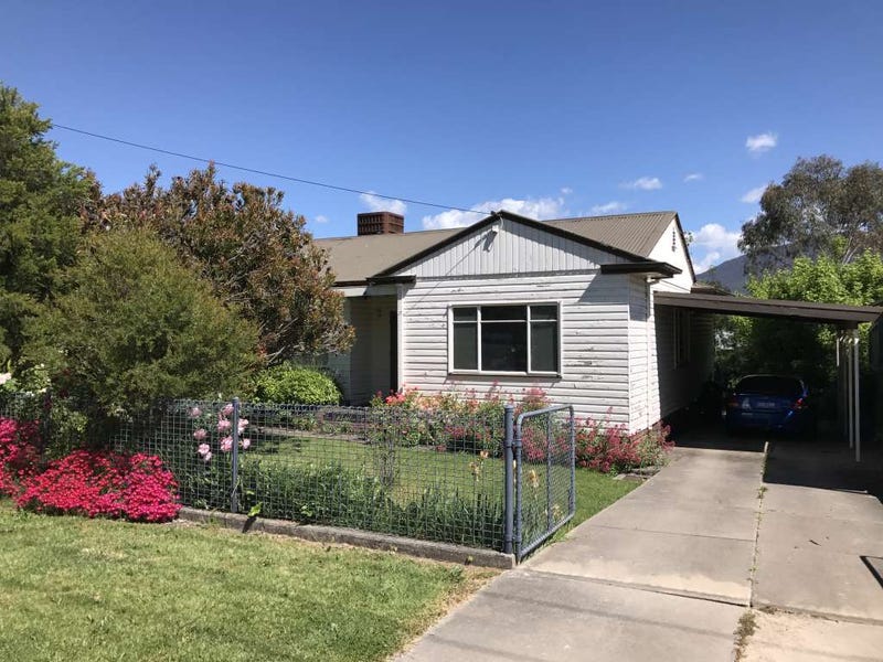 7 Farran Street, Corryong, Vic 3707 Property Details