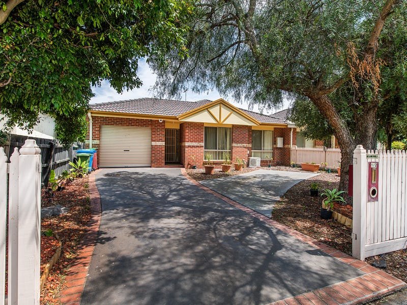 2 Duff Street, Cranbourne, Vic 3977 Property Details