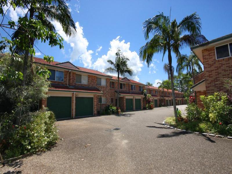 4/76 Blackall Terrace, Nambour, Qld 4560 Property Details