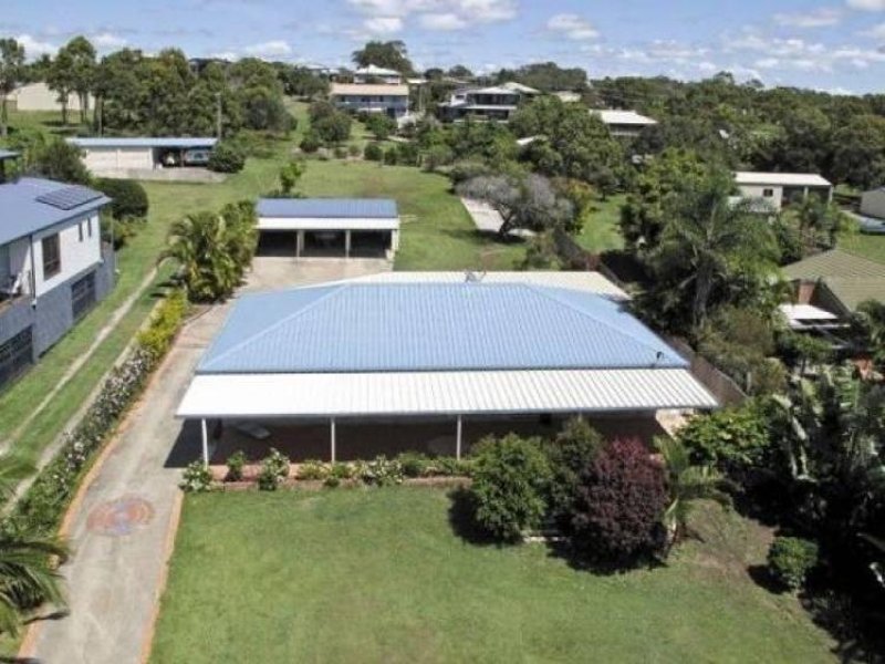 11 Beacon Rd, Booral, Qld 4655 Property Details
