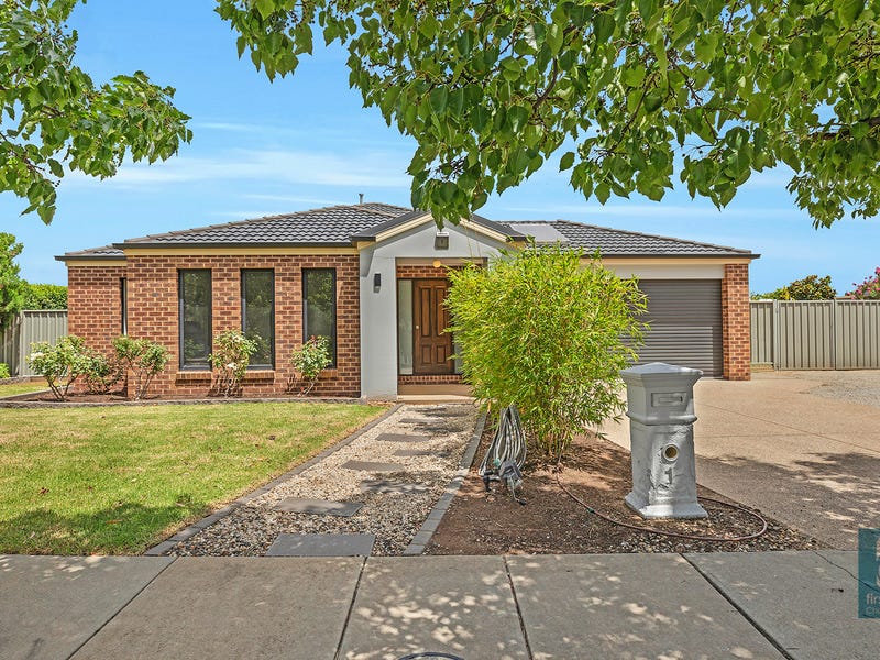 1 Park Avenue, Echuca, Vic 3564 Property Details