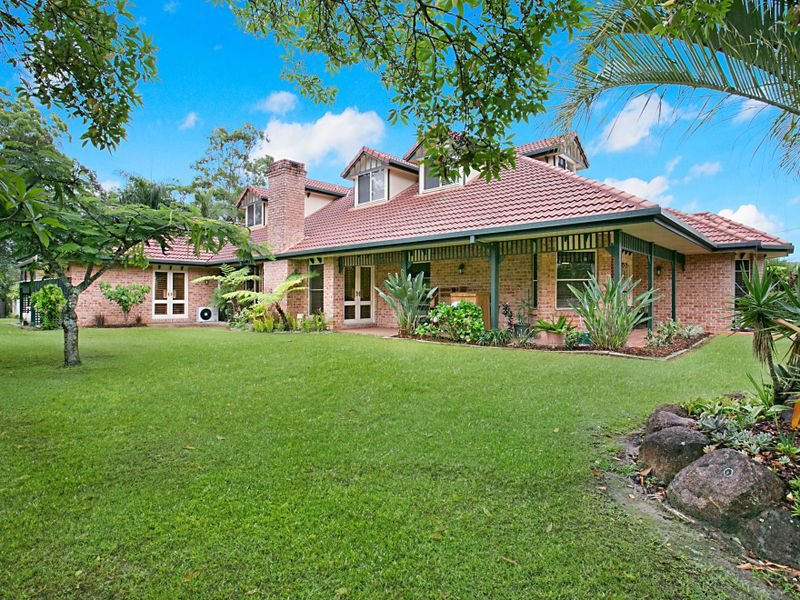 34 Riverdowns Crescent, Helensvale, Qld 4212 Property Details