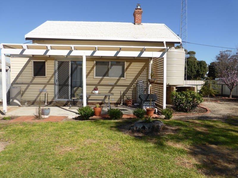 4 South Terrace, Port Broughton, SA 5522 House for Sale realestate