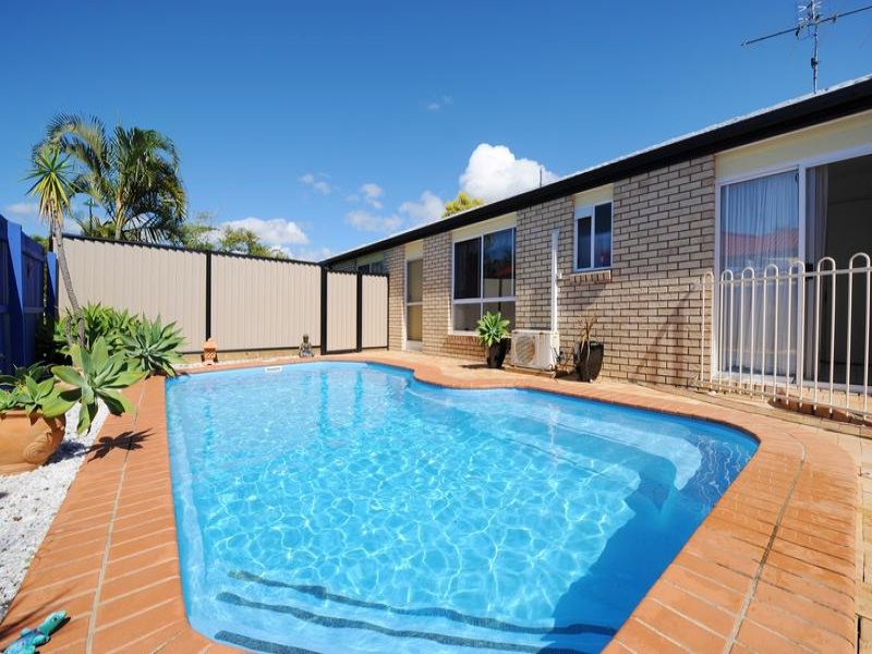 16 Village Way, Little Mountain, QLD 4551