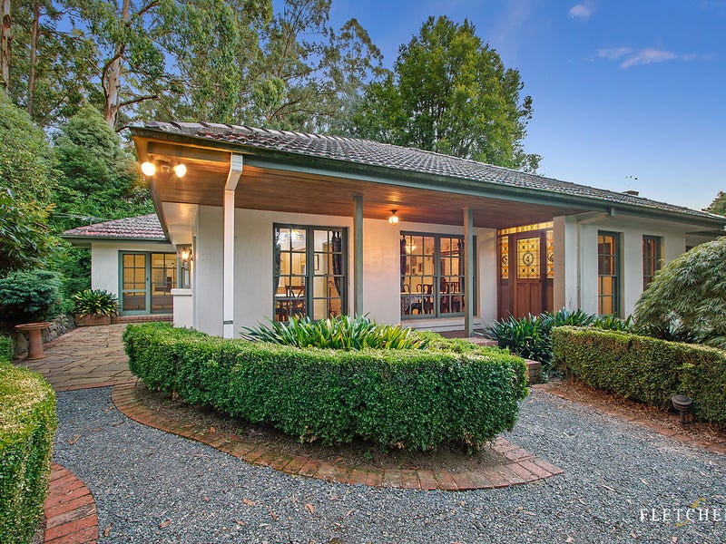 1482 Mount Dandenong Tourist Road, Mount Dandenong, Vic 3767 House for Sale