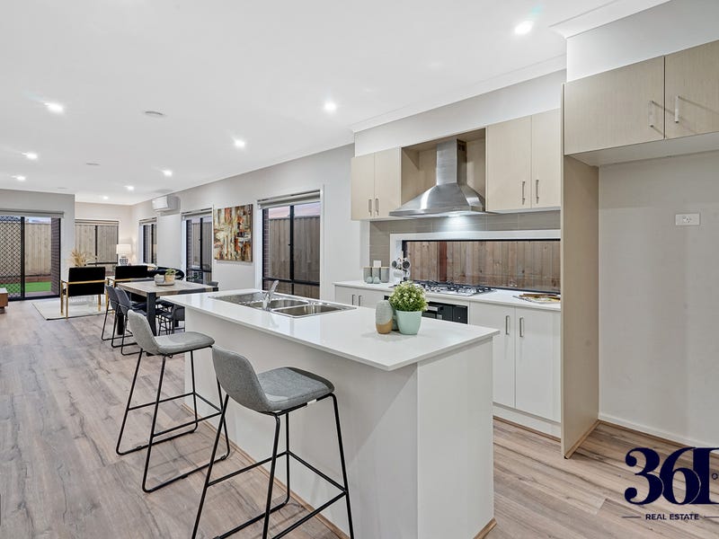 17 Progress Drive, Fraser Rise, VIC 3336 - realestate.com.au
