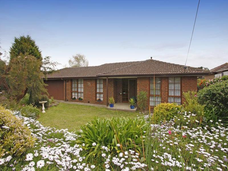 71 Golf Links Road, Frankston, Vic 3199 Property Details