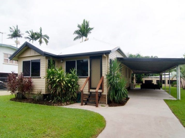 8 Kingsford Street, Mooroobool, QLD 4870