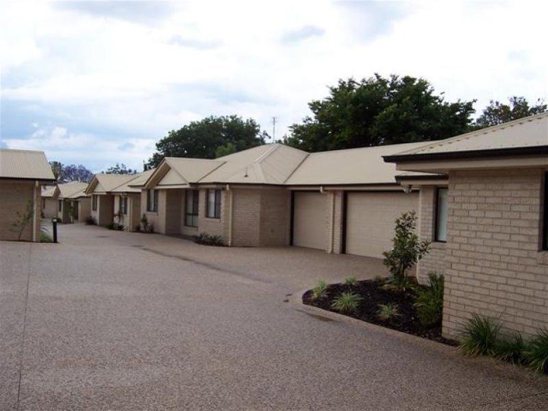 451 Alderley Street, Toowoomba, Qld 4350 Property Details