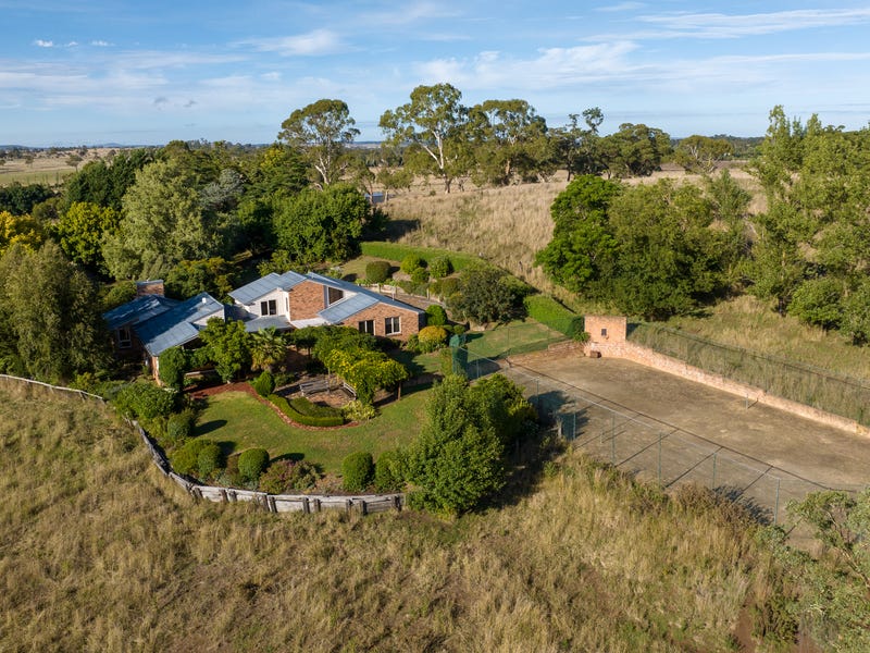 240 Bundarra Road, Armidale, NSW 2350