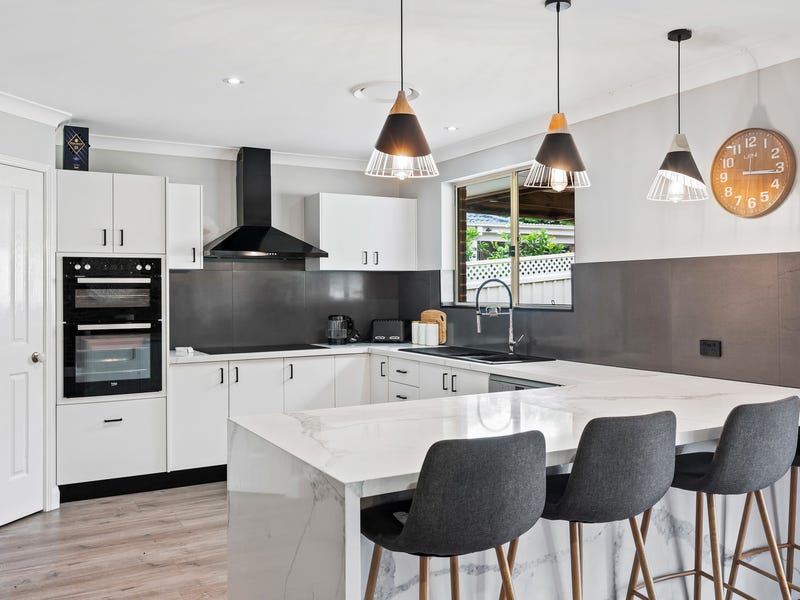 44 Green Point Drive, Belmont, NSW 2280