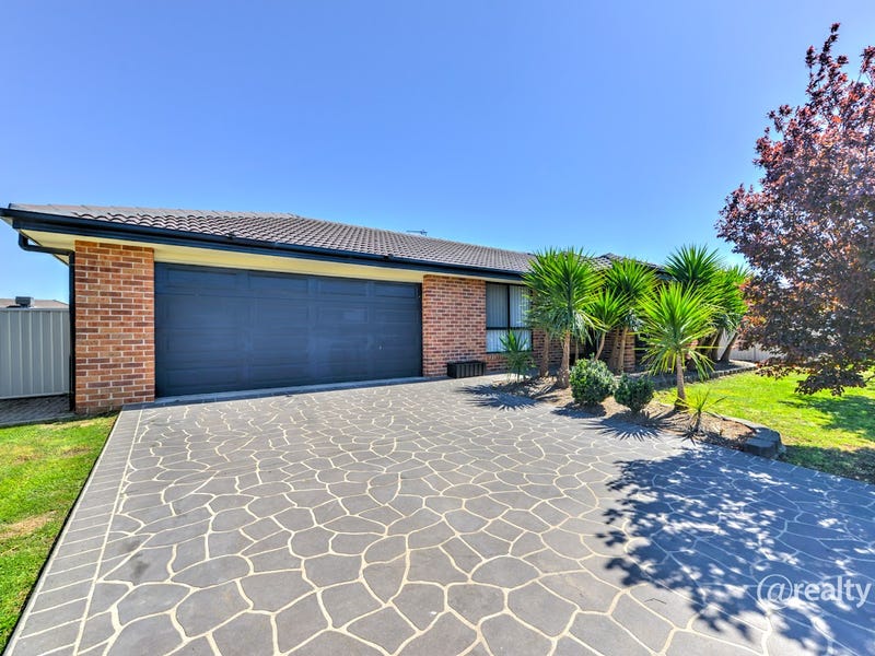 10 Lindsay Road, Westdale, NSW 2340