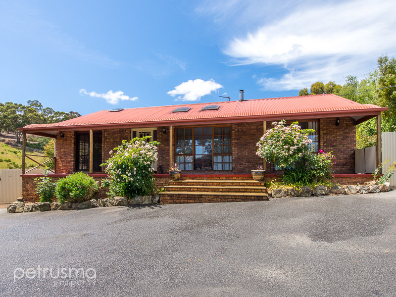 10 Lachlan Road, New Norfolk, TAS 7140