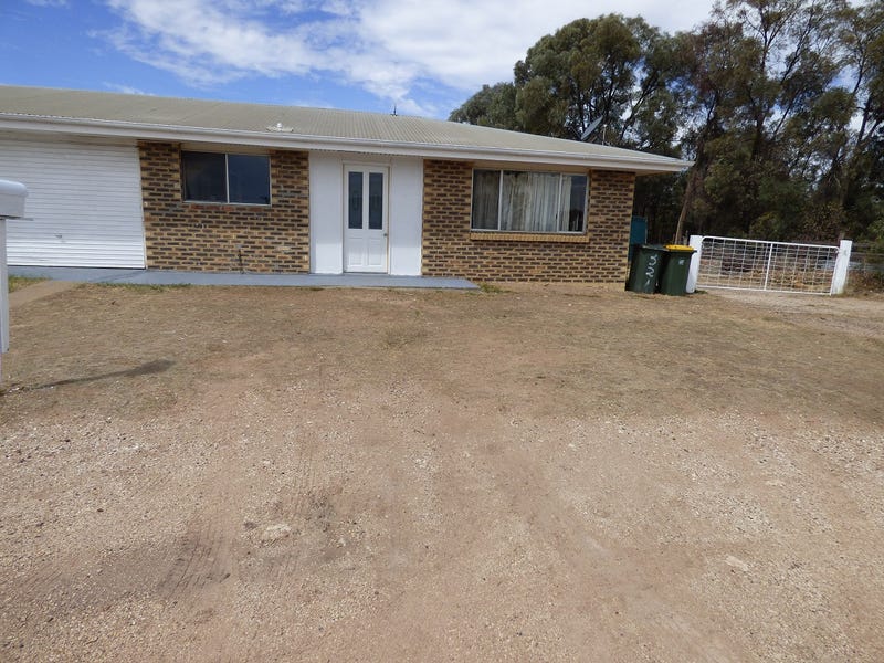 25 Fry Street, Tara, QLD 4421