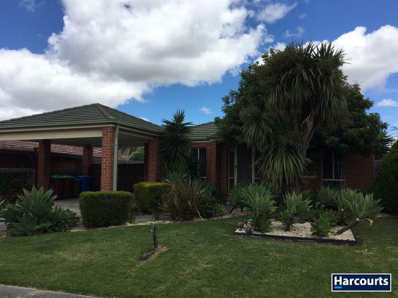 17 Glenn Erin Way, Berwick, VIC 3806