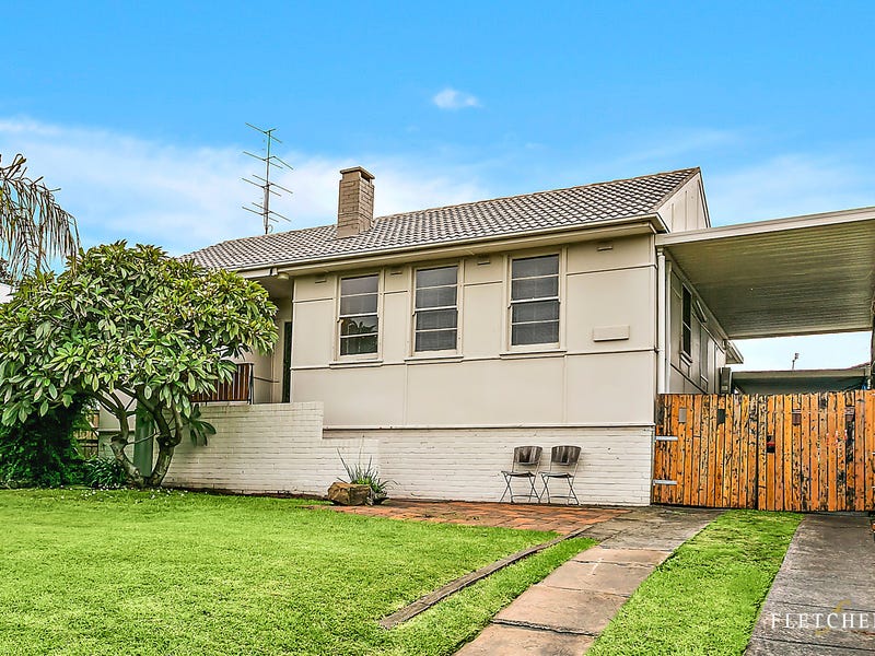 3 Marceau Street, Mount Saint Thomas, NSW 2500