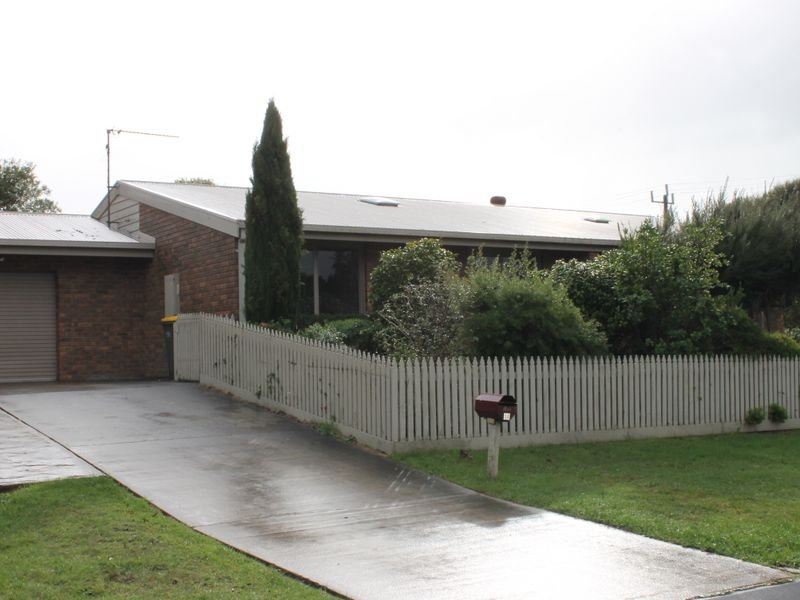14 Meanderri Drive, Inverloch, VIC 3996