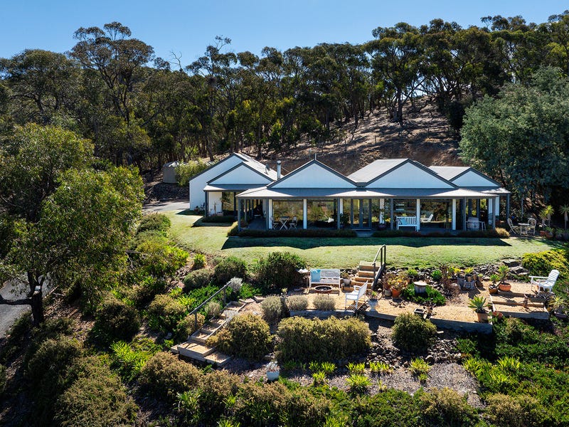 98 Parkins Reef Road, Maldon, Vic 3463 House for Sale