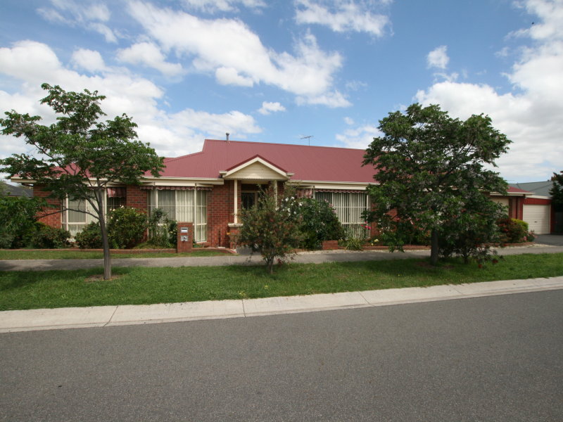 12 Duncraig Grove, Sunbury, VIC 3429