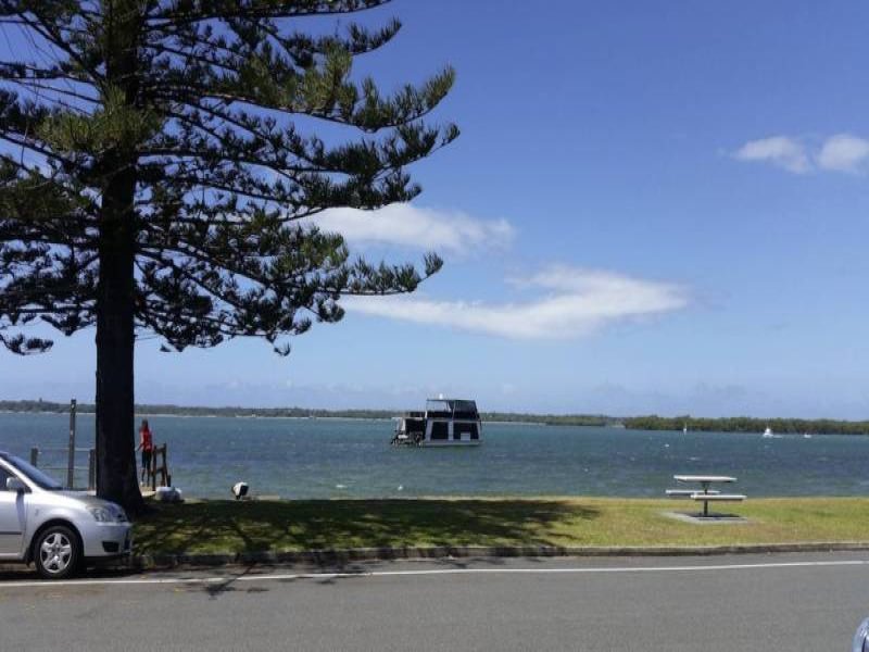 15 Centenary Drive, Hollywell, QLD 4216