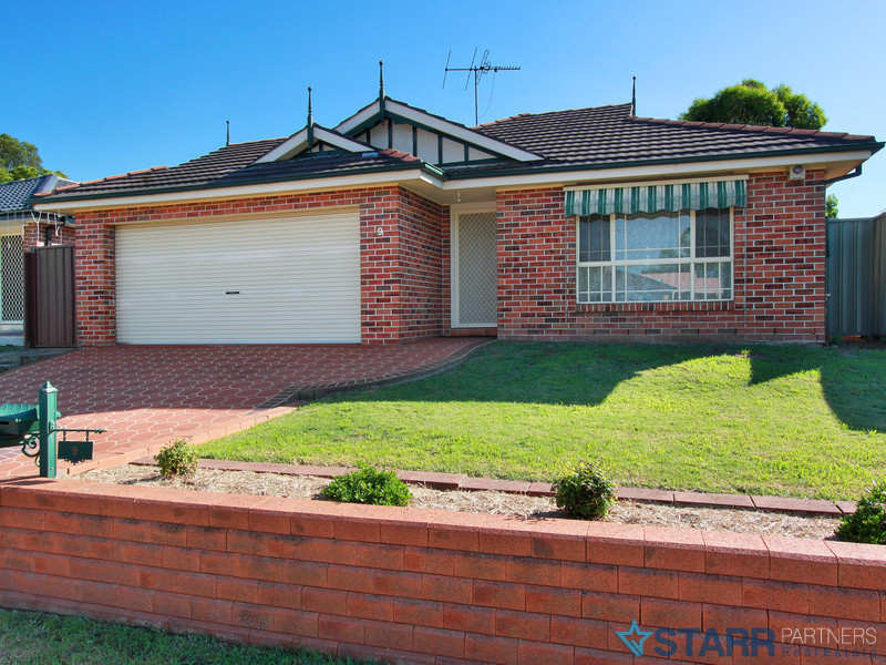 9 Ophelia Place, Oakhurst, NSW 2761 Property Details