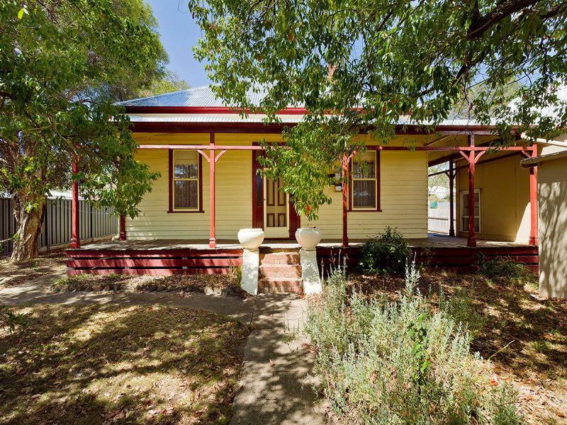 22 High street, Harcourt, Vic 3453 Property Details