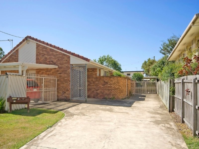 2/5 Victor Avenue, Paradise Point, QLD 4216