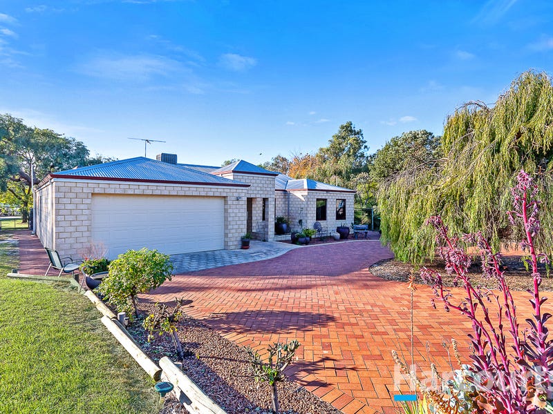 6 Knight Road, Gnangara, WA 6077 House for Sale