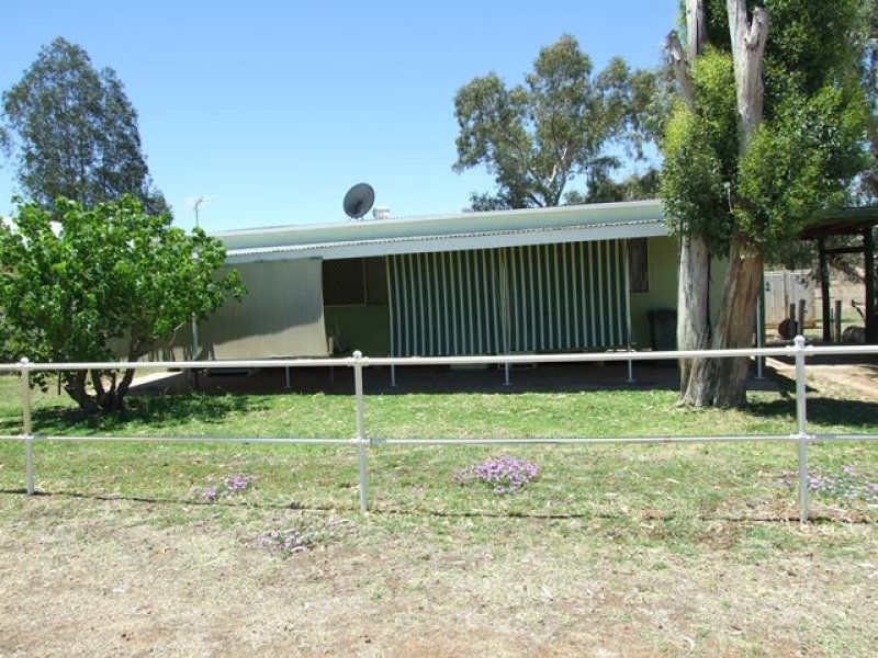 15 Garden Street, Tambo, QLD 4478