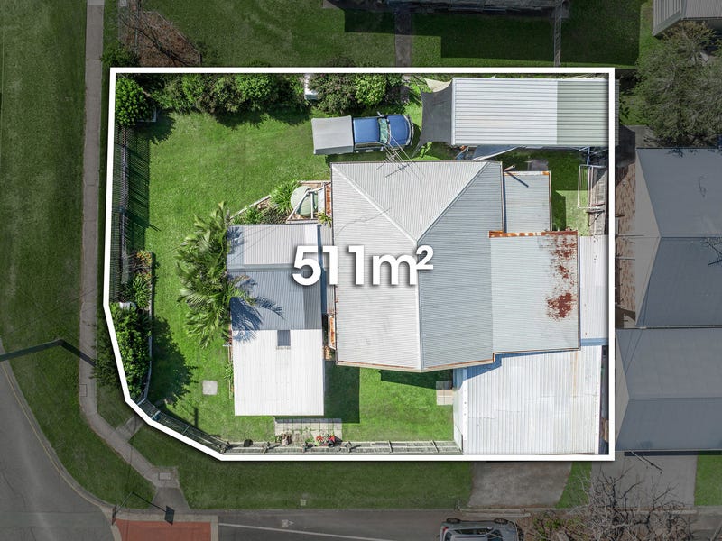 121 Moreton Avenue, Wynnum, Qld 4178 Property Details