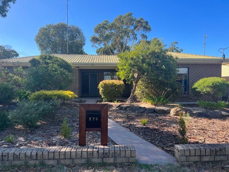 176 Canterbury Road, Victor Harbor, SA 5211