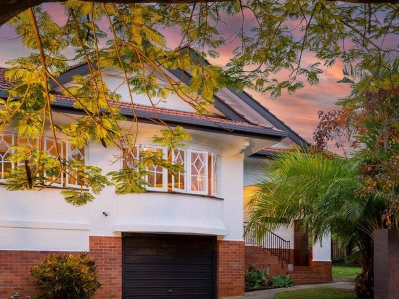 9 Hawken Drive, St Lucia, QLD 4067