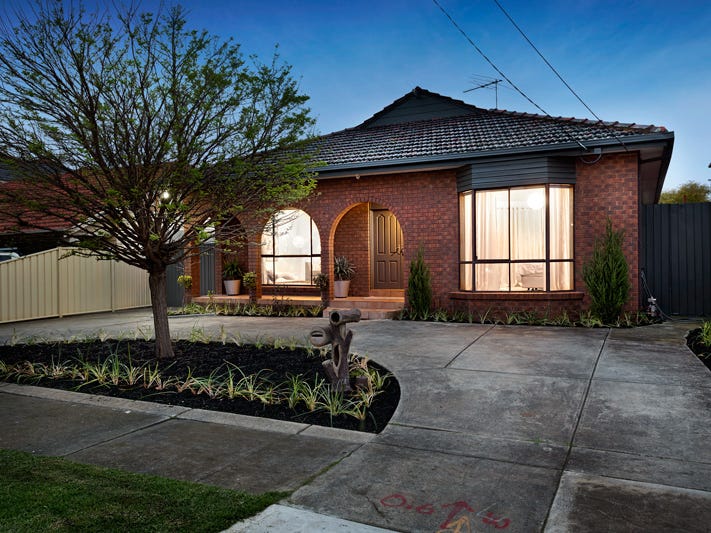 26 Wallace Crescent, Strathmore, Vic 3041 Property Details