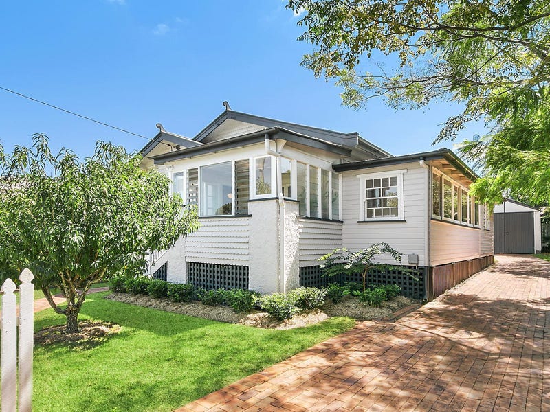 27 Dunmore Street, East Toowoomba, Qld 4350