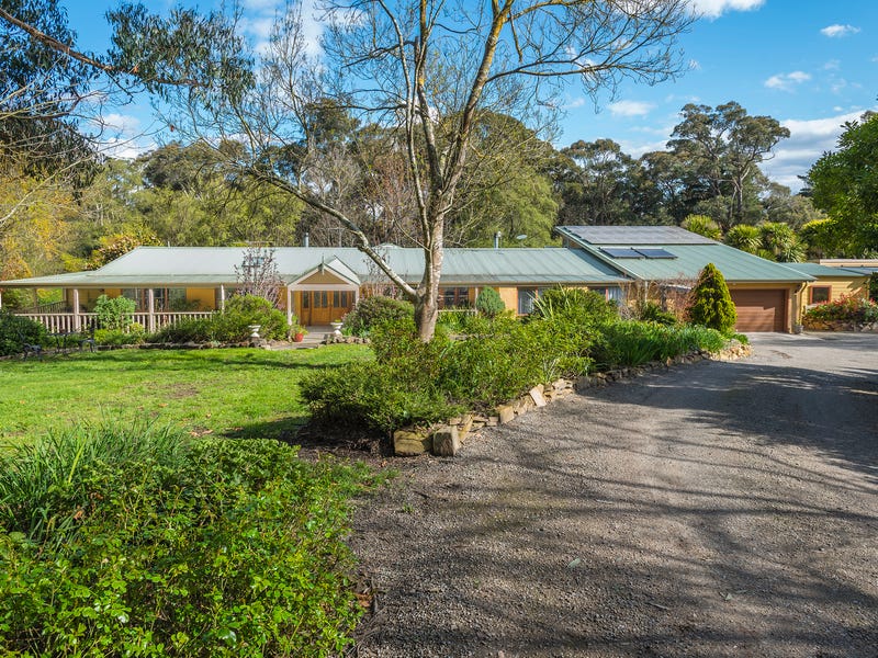 5 Montague Street, Macedon, Vic 3440 House for Sale