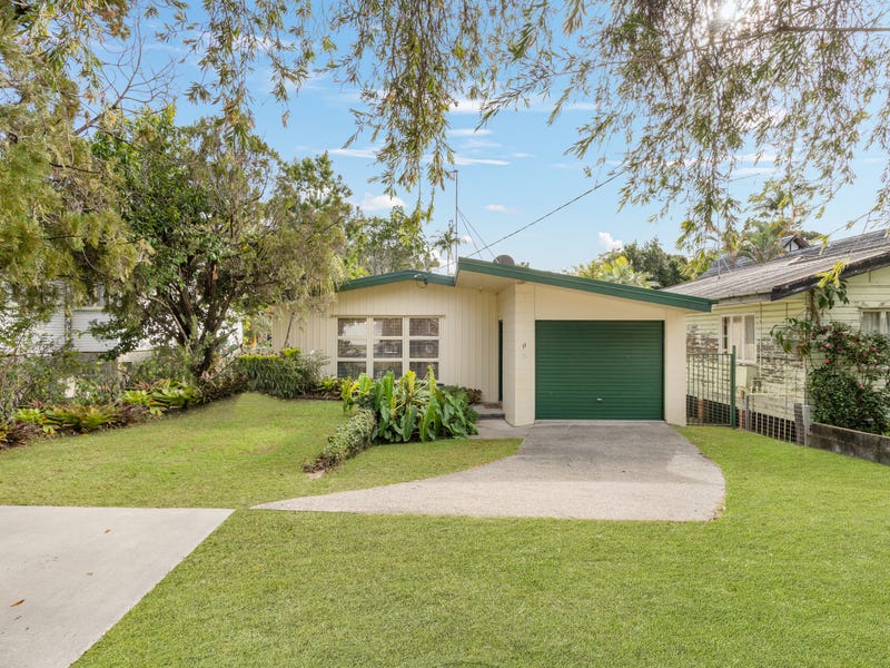 11 Dowling Drive, Southport, Qld 4215 Property Details