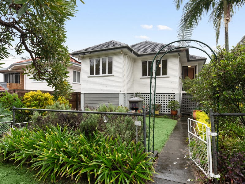 14 Lloyd Street, Camp Hill, QLD 4152