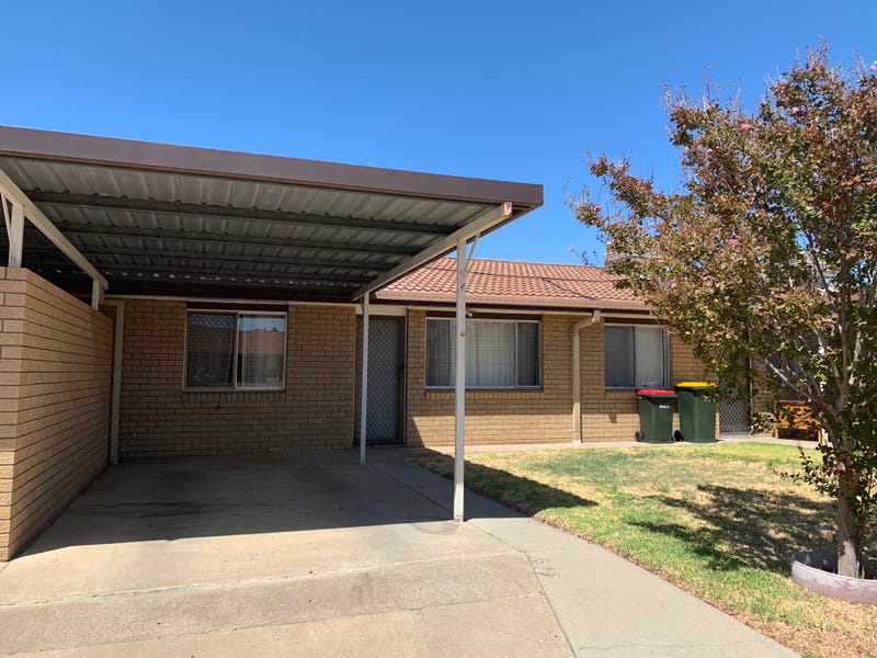 2/16 Cummins Avenue, Moree, NSW 2400
