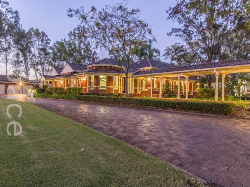 138 Hamersley Road, Caversham, WA 6055 Property Details