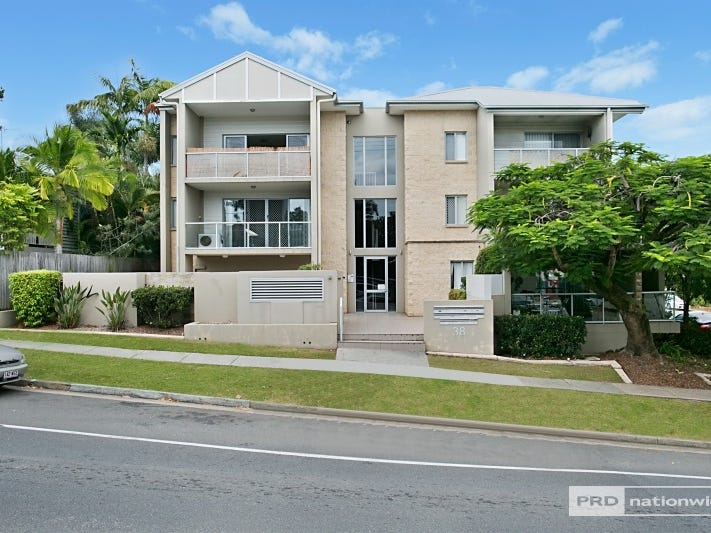 2/38 Johnston Street, Southport, Qld 4215 Property Details