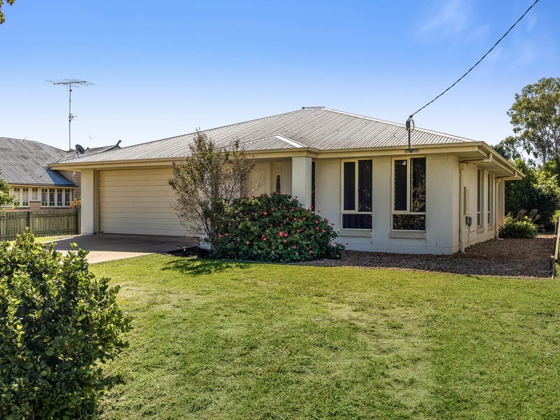 121 Jellicoe Street, North Toowoomba, QLD 4350