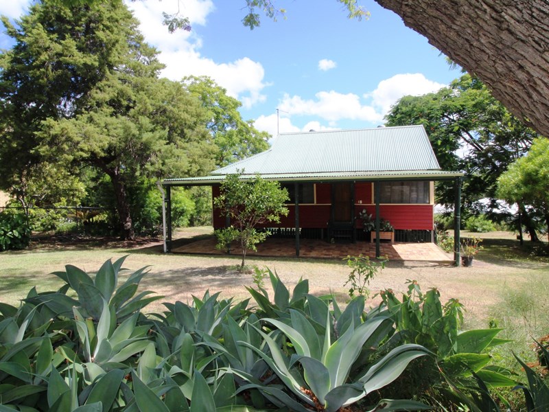 73 Fulham Street, Toogoolawah, Qld 4313 Property Details