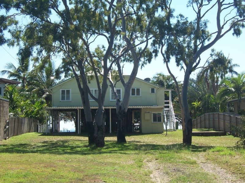 11 Eimeo Esplanade, Eimeo, Qld 4740 Property Details