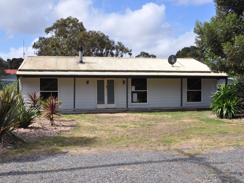 18 Richardson Road, Victor Harbor, SA 5211