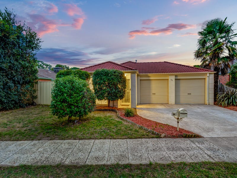 36 Henry Lawson Drive, Lynbrook, Vic 3975 Property Details